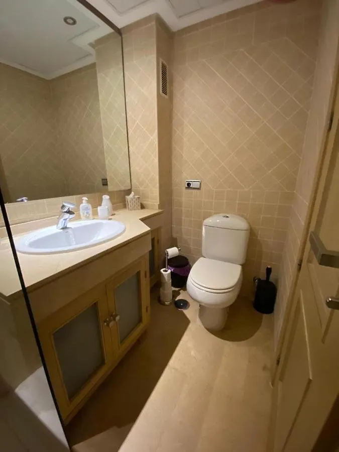 Marina Del Castillo, Duquesa Beachfront Apartment Manilva