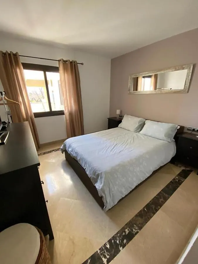 Marina Del Castillo, Duquesa Beachfront Apartment Manilva